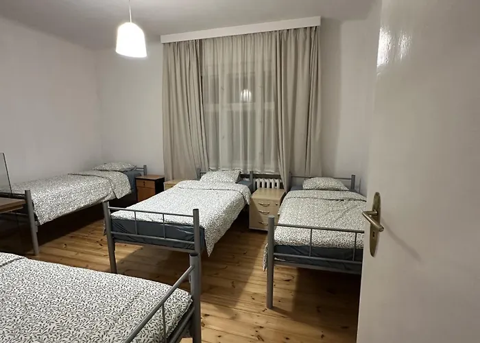 Cybulskiego 7 بوزنان