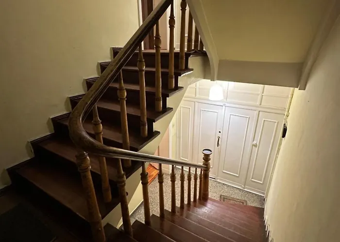 بيت شباب Cybulskiego 7 بوزنان